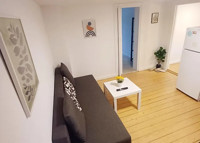 Apartmán In Close To Hospital Aalborg